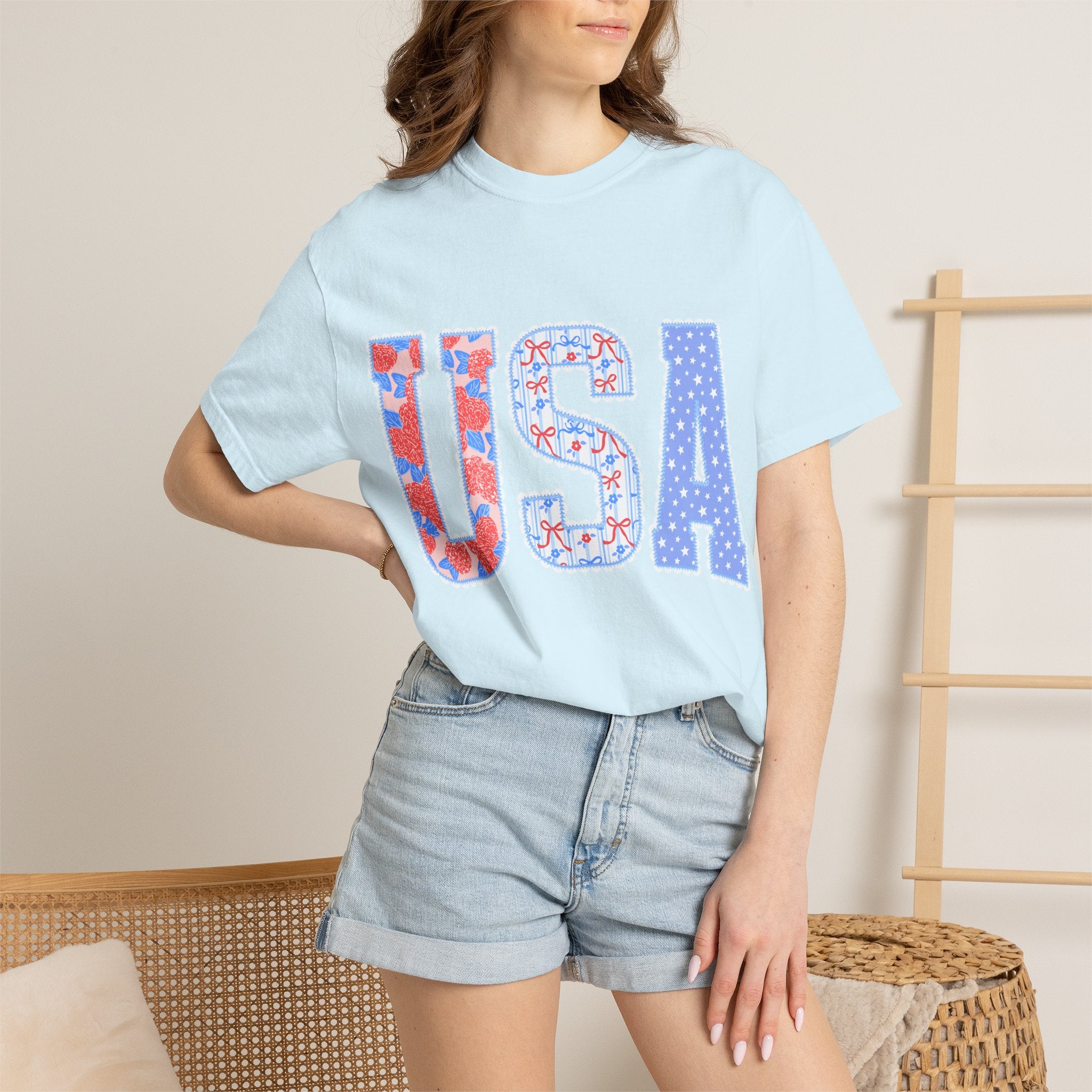 USA Graphic T-Shirt — Patriotic Red White & Blue Floral Stars Tee